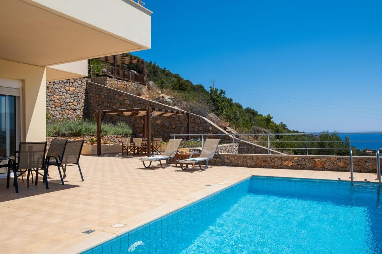 Villa Poppy Vathí Exterior foto